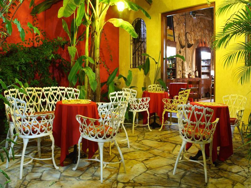 Hotel Colonial Granada Exterior photo